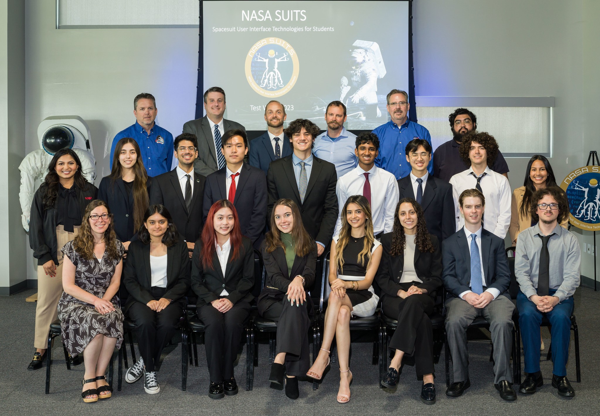 Group Pic at NASA JSC